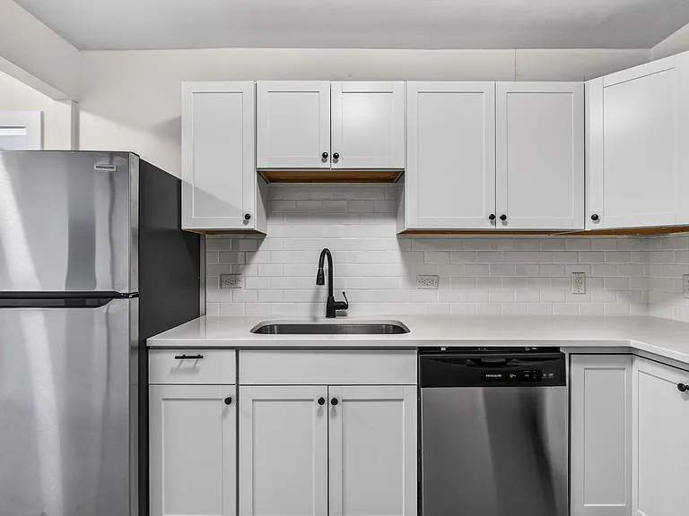 4600 Biltmore Ave — Photo 9