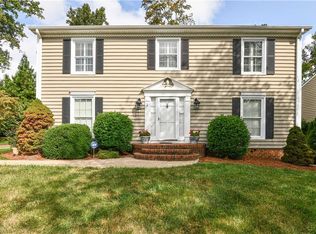 3722 Watauga Dr, Greensboro, NC 27410