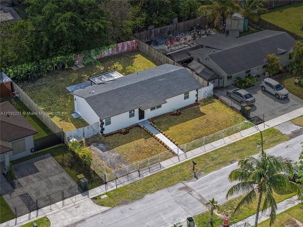 439 SW 17th Ter, Homestead, FL 33030