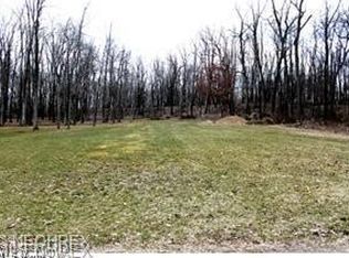 Prairie College St SW, Canton, OH 44706