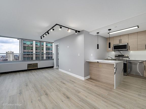 4th image of 3550 N Lake Shore Dr APT 2224