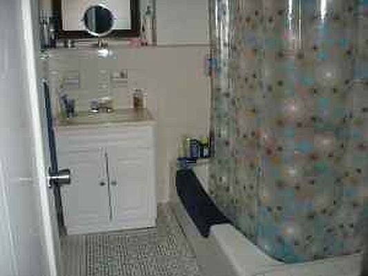 2nd image of 517 W 113th St #38E