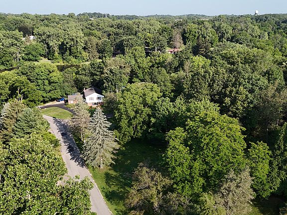 4th image of Midway Dr
