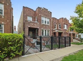 3637 W Oakdale Ave, Chicago, IL 60618
