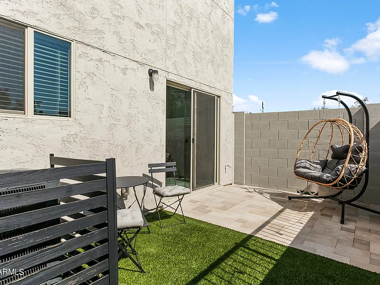 8461 N 22nd Dr — Photo 23