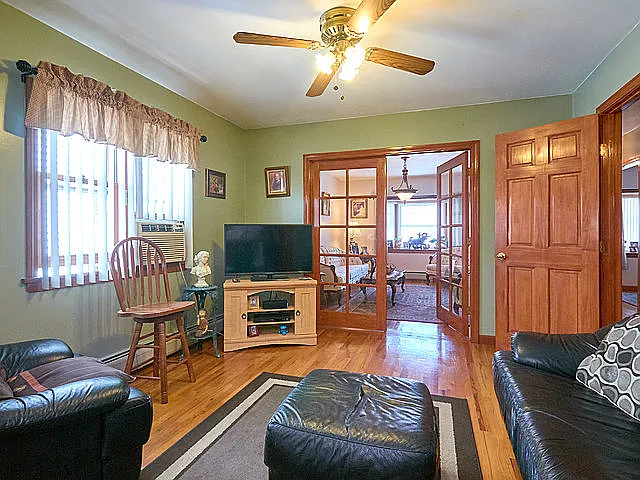 71 Oak St #71 — Photo 6