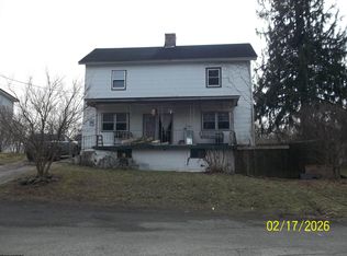 109 Main St, Gypsy, WV 26361