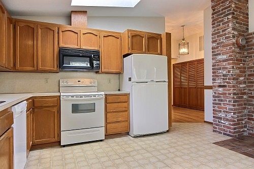4th image of 4826 N 16th St