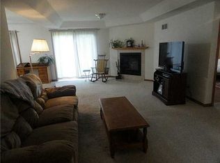 1529 N Redhawk Dr, Perrysburg, OH 43551