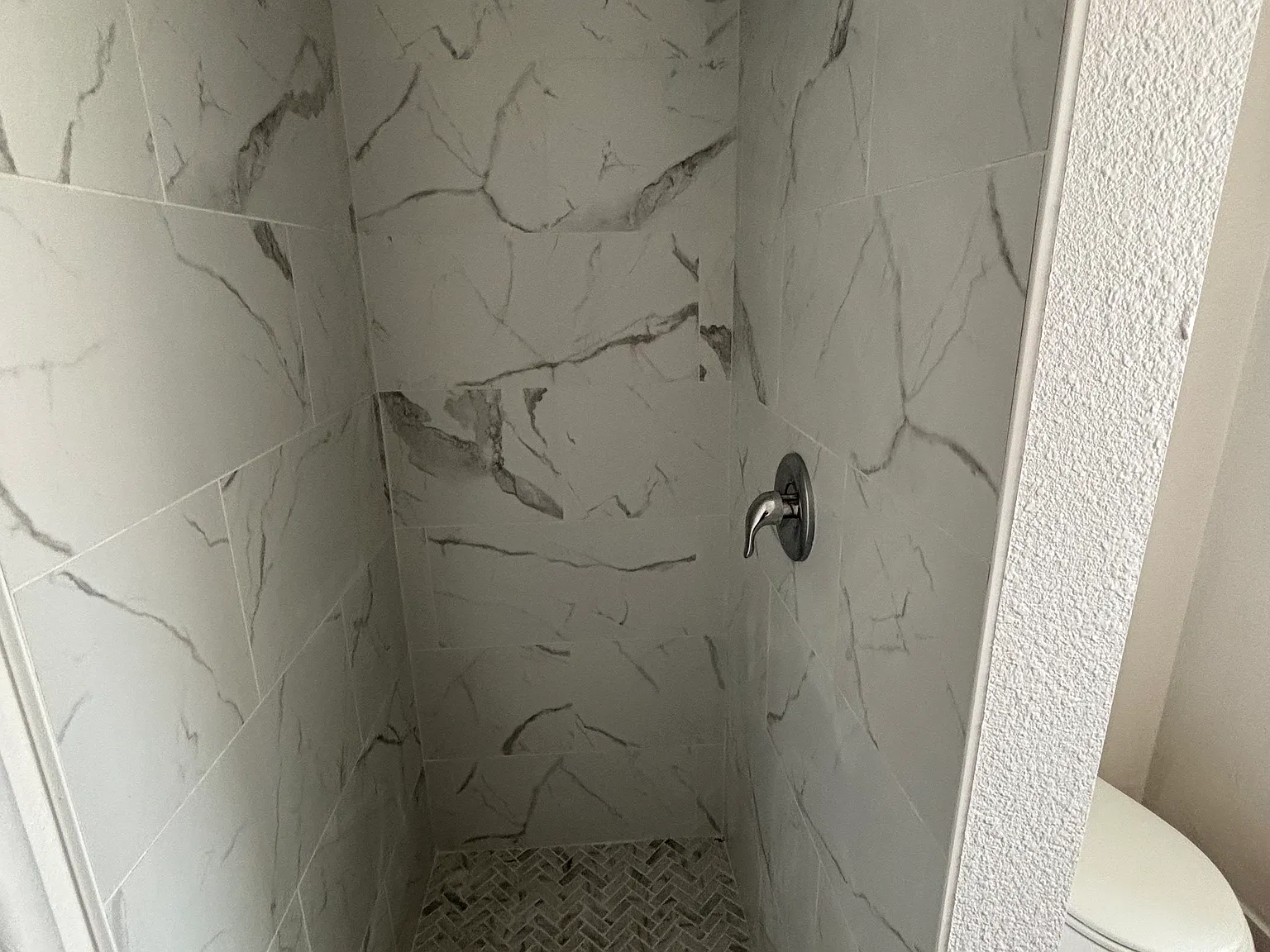 Studio, 400 sqft, $860 — Photo 1