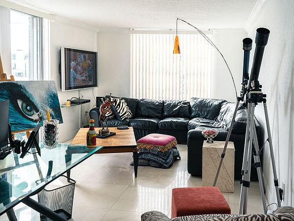 3rd image of 720 Collins Ave APT 501