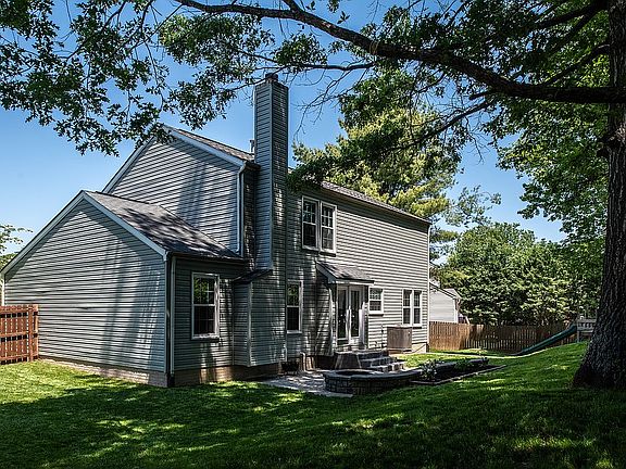 5th image of 7 Crosswood Pl