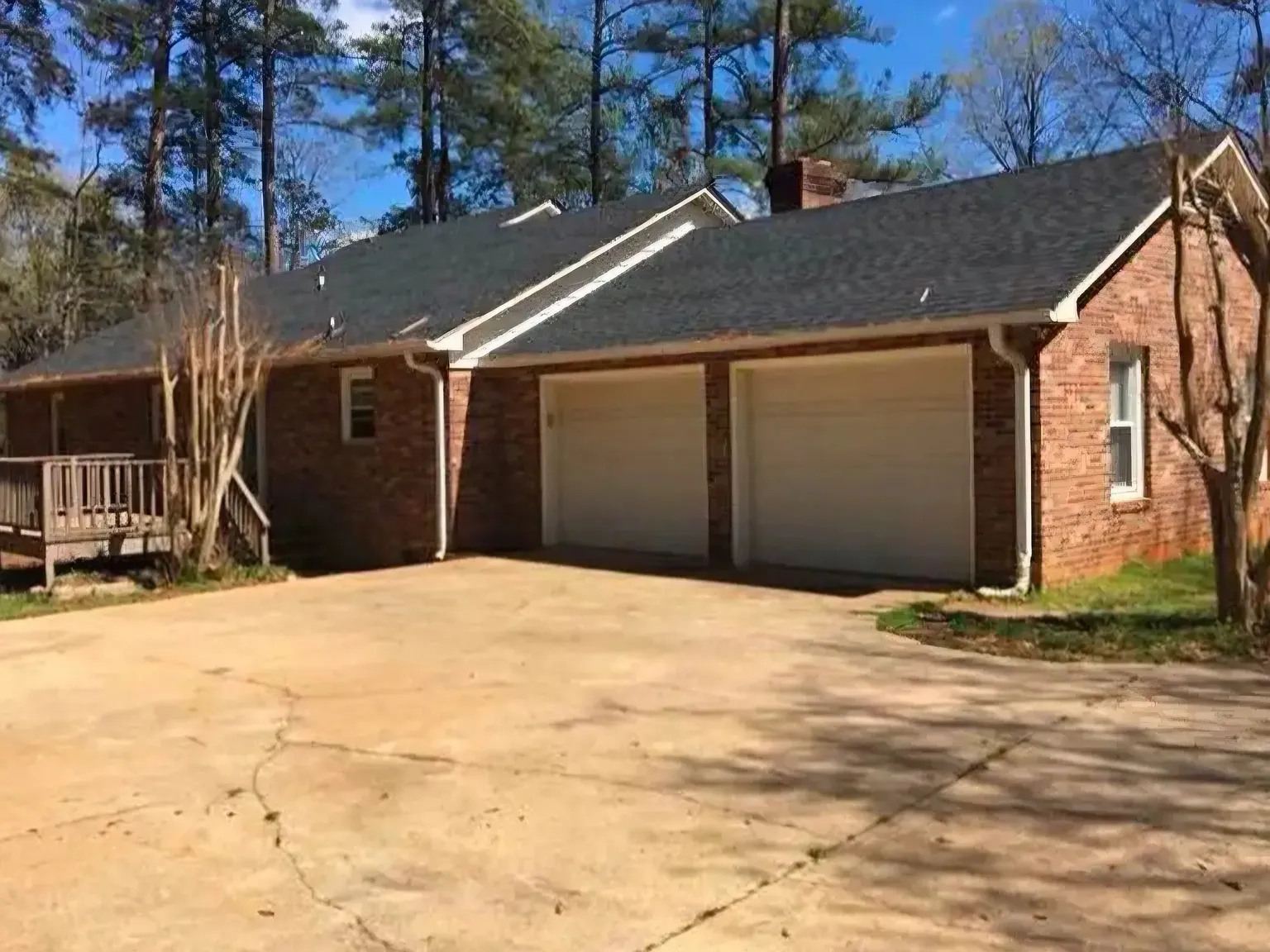312 Holly Tree Cir — Photo 1
