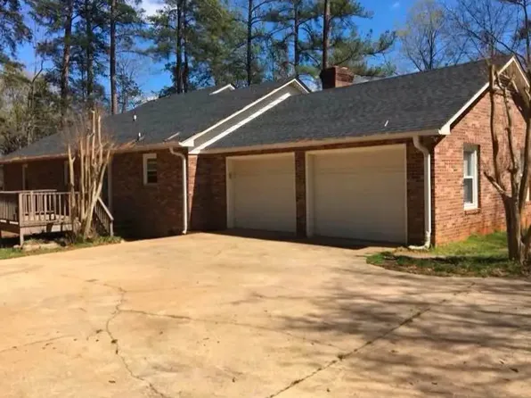 312 Holly Tree Cir, Duncan, SC 29334