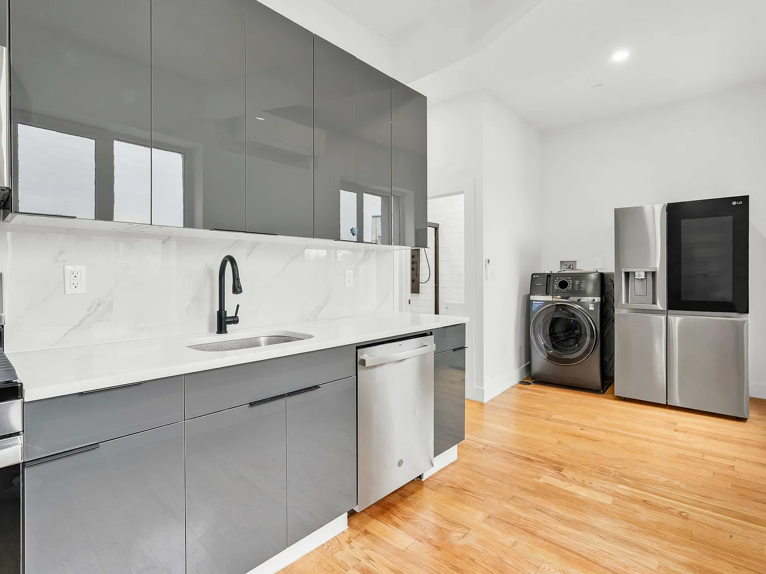 1497 Myrtle Avenue — Photo 1
