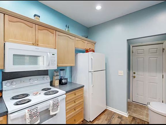 5th image of 205 Pleasant Hill Dr