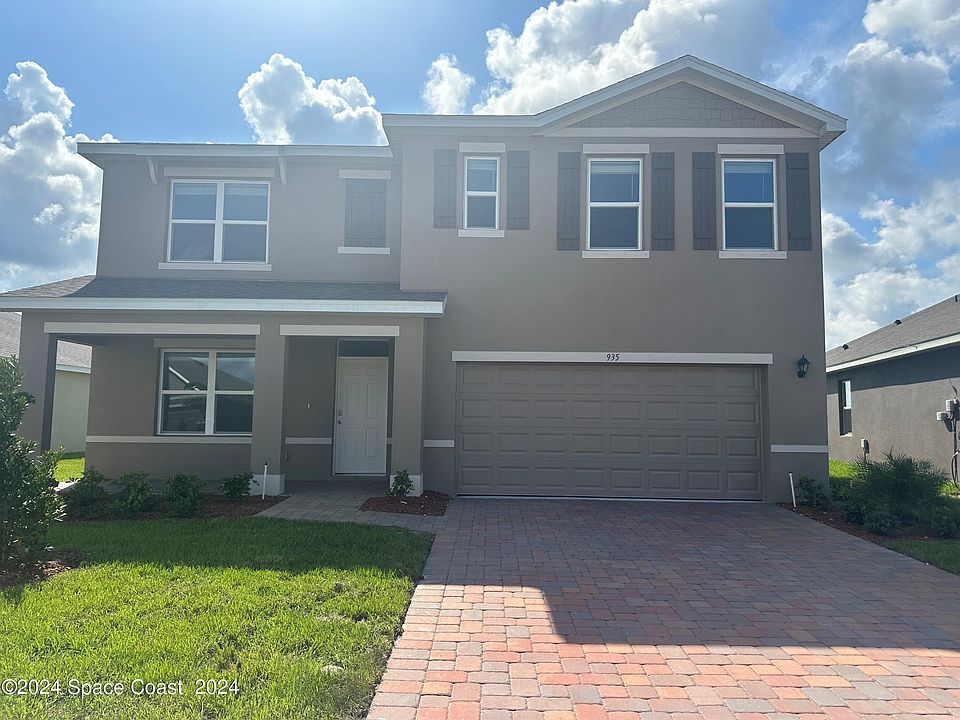1st image of 935 Dugan Cir SE