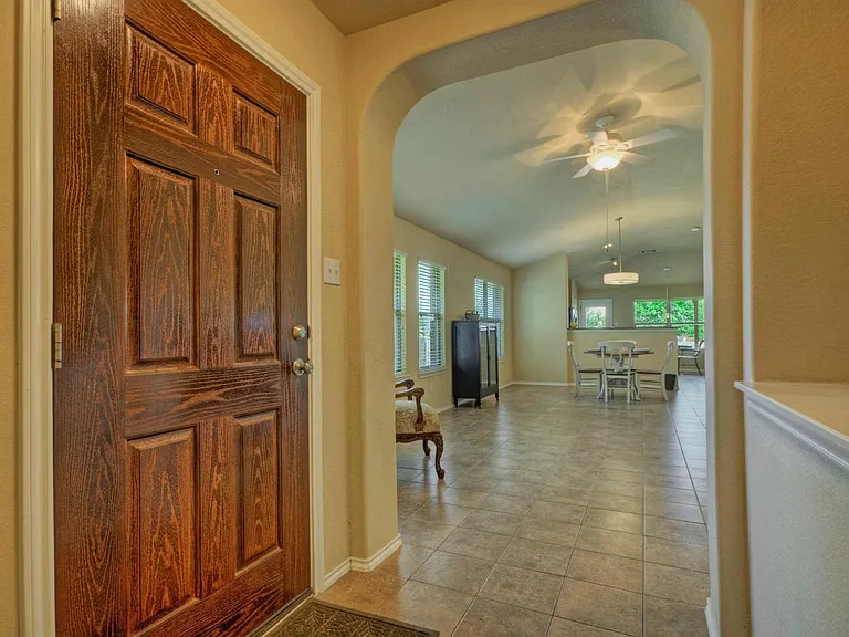 3501 Savage Springs Dr — Photo 4