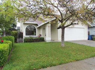 1689 Hopper Ave, Santa Rosa, CA 95403