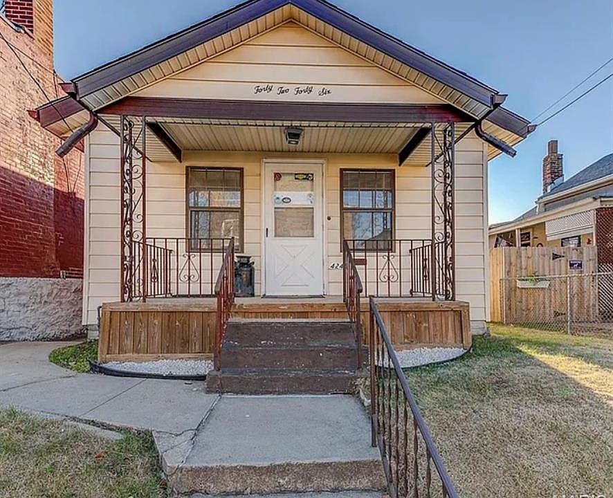 1st image of 4246 Schiller Pl