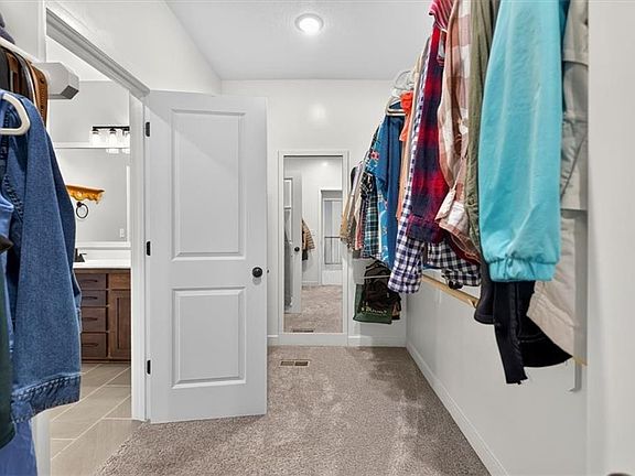 4th image of 2339 NE Skopelos Ct