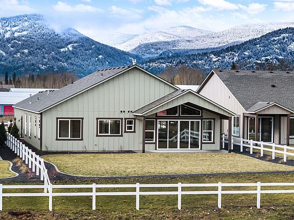 3rd image of 105 Backtrack