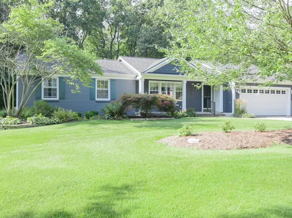 6516 Fieldcrest Ct SE, Ada, MI 49301