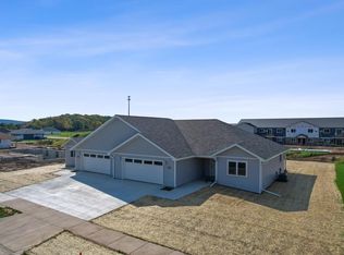 905 Roosevelt St, Baraboo, WI 53913