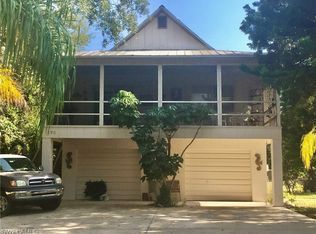 290-292 Nature View Ct, Fort Myers Beach, FL 33931