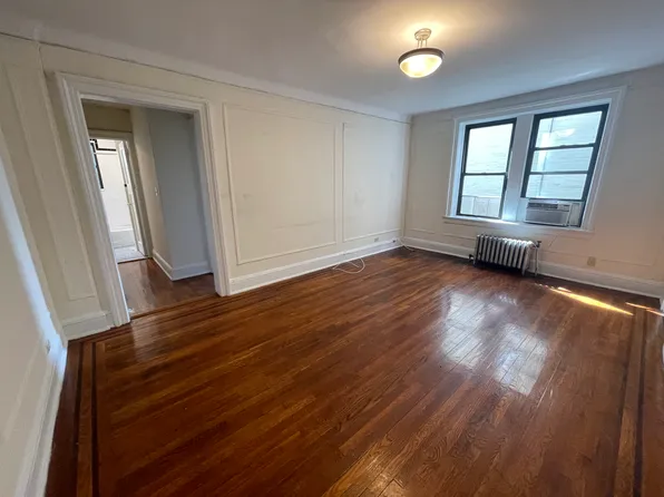 32-15 35th Street image 1 of 5