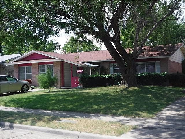 1st image of 4405 Windsor Dr