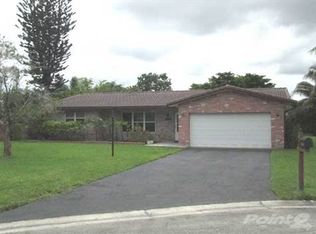8524 NW 28th Ct, Coral Springs, FL 33065