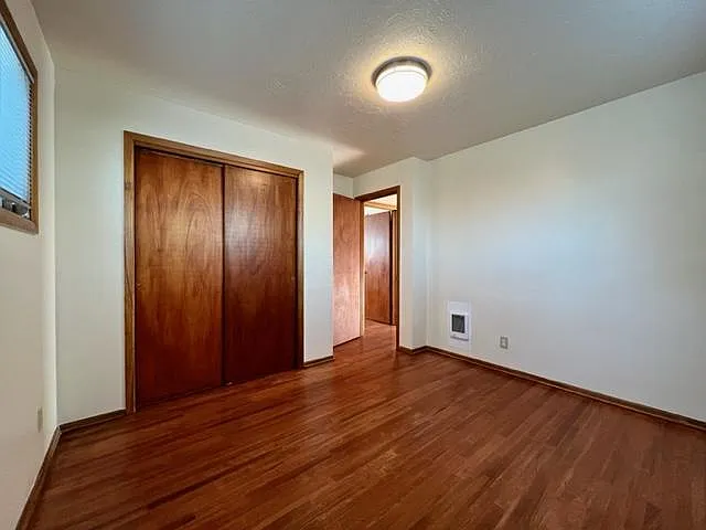 901 W 11th St — Photo 10