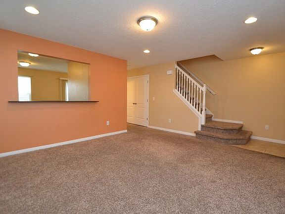 3rd image of 188 W Finlay Dr