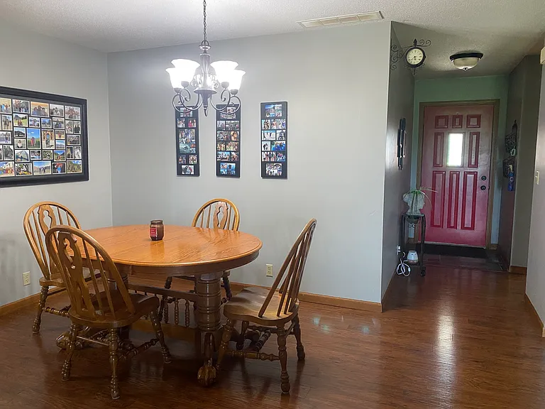 689 Apple Blossom Ln — Photo 33