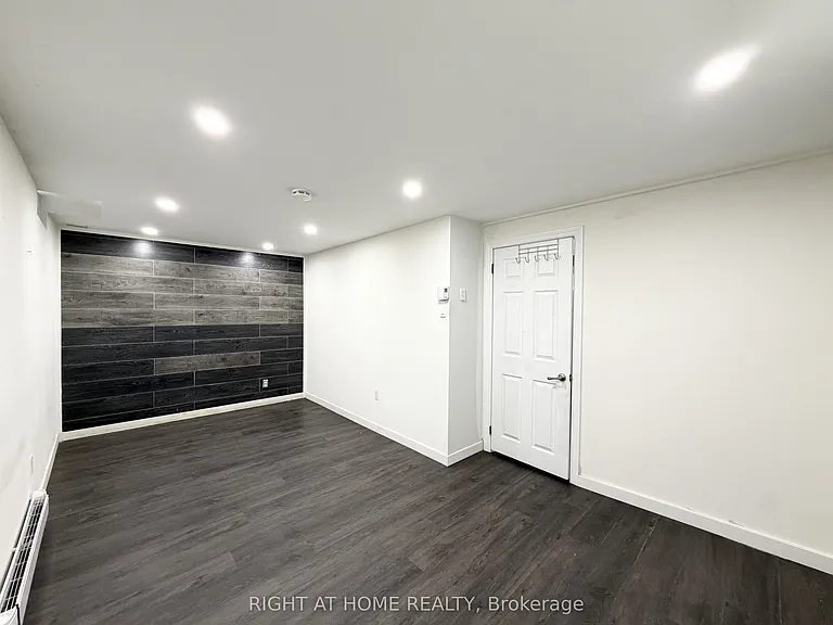1010 Glen St #91 — Photo 24