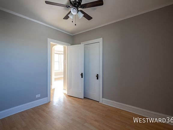 4th image of 2416 W Fargo Ave #3