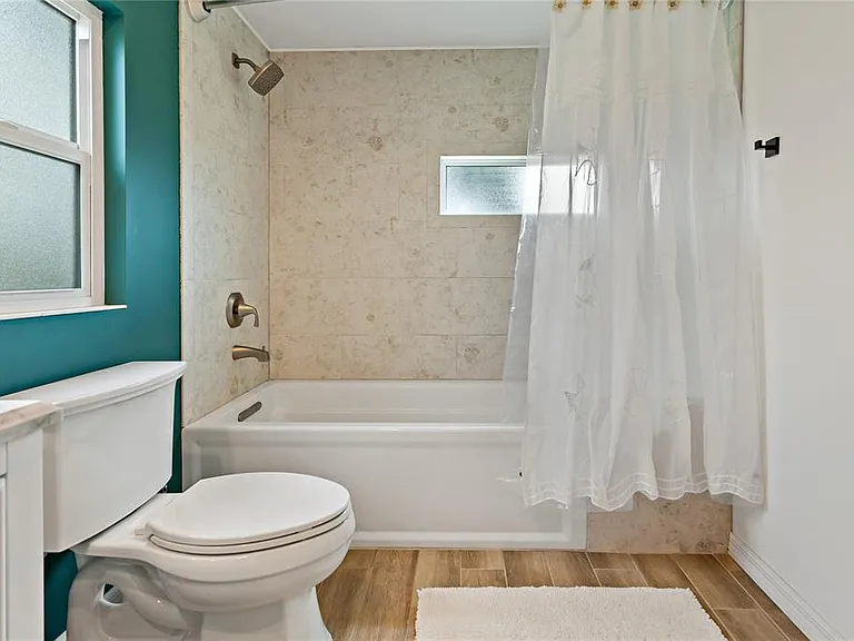 1675 Blakemore Ln — Photo 24
