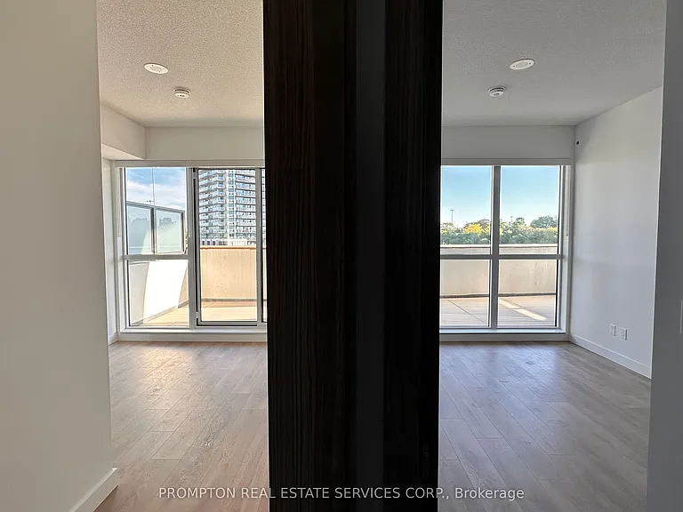 18 Esther Shiner Blvd #616 — Photo 33