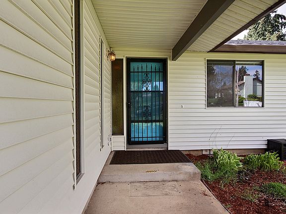 3rd image of 8134 NE 30th Ave
