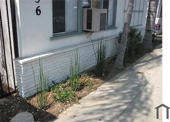 1 bed, 500 sqft, $1,800 — Photo 3