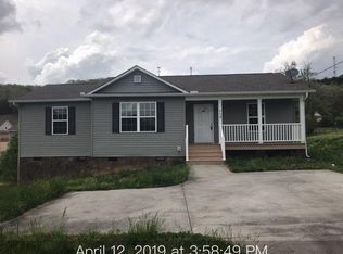 702 Ridgeview Dr, Clinton, TN 37716