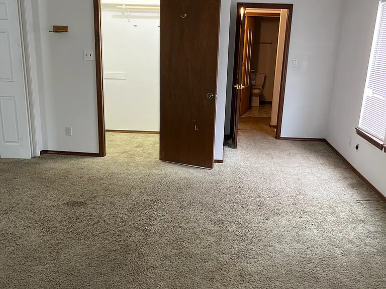 703 H St NW — Photo 10