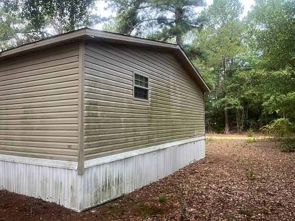 4th image of 142 Foxhound Cir