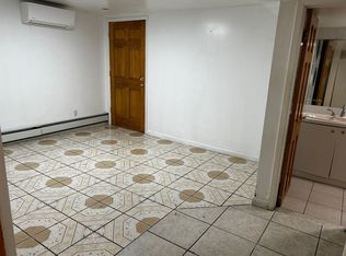 (Undisclosed Address), Flushing, NY 11367