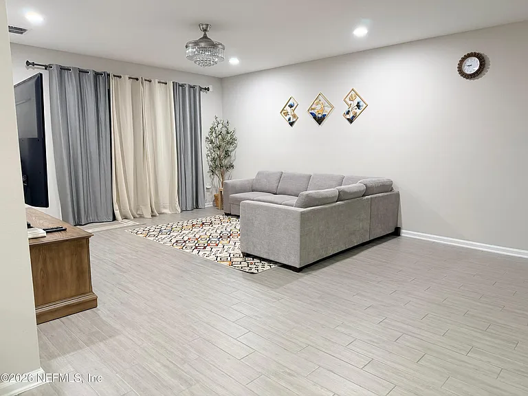 70 Golden Fern Dr — Photo 12