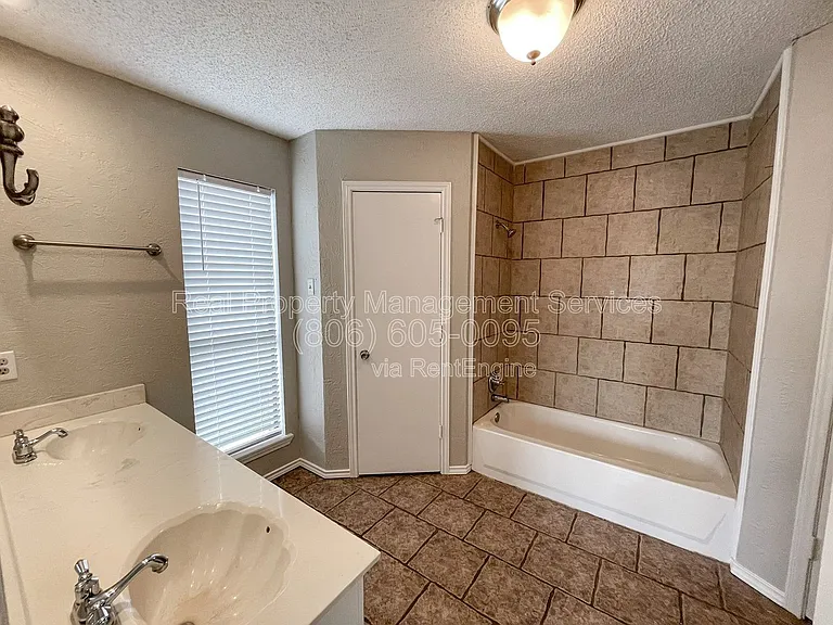 5629 Duke St — Photo 10