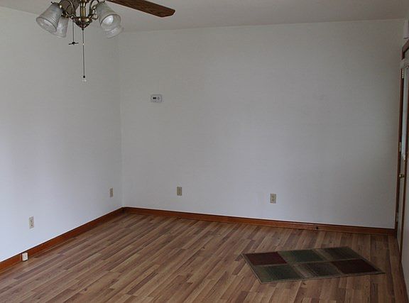 4th image of 4158 S Center St