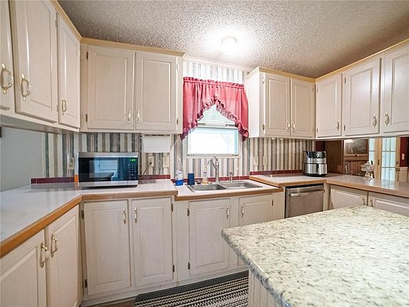4th image of 10885 Ramsey Blvd