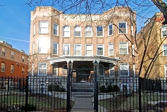 1st image of 4718 N Kenmore Ave #3